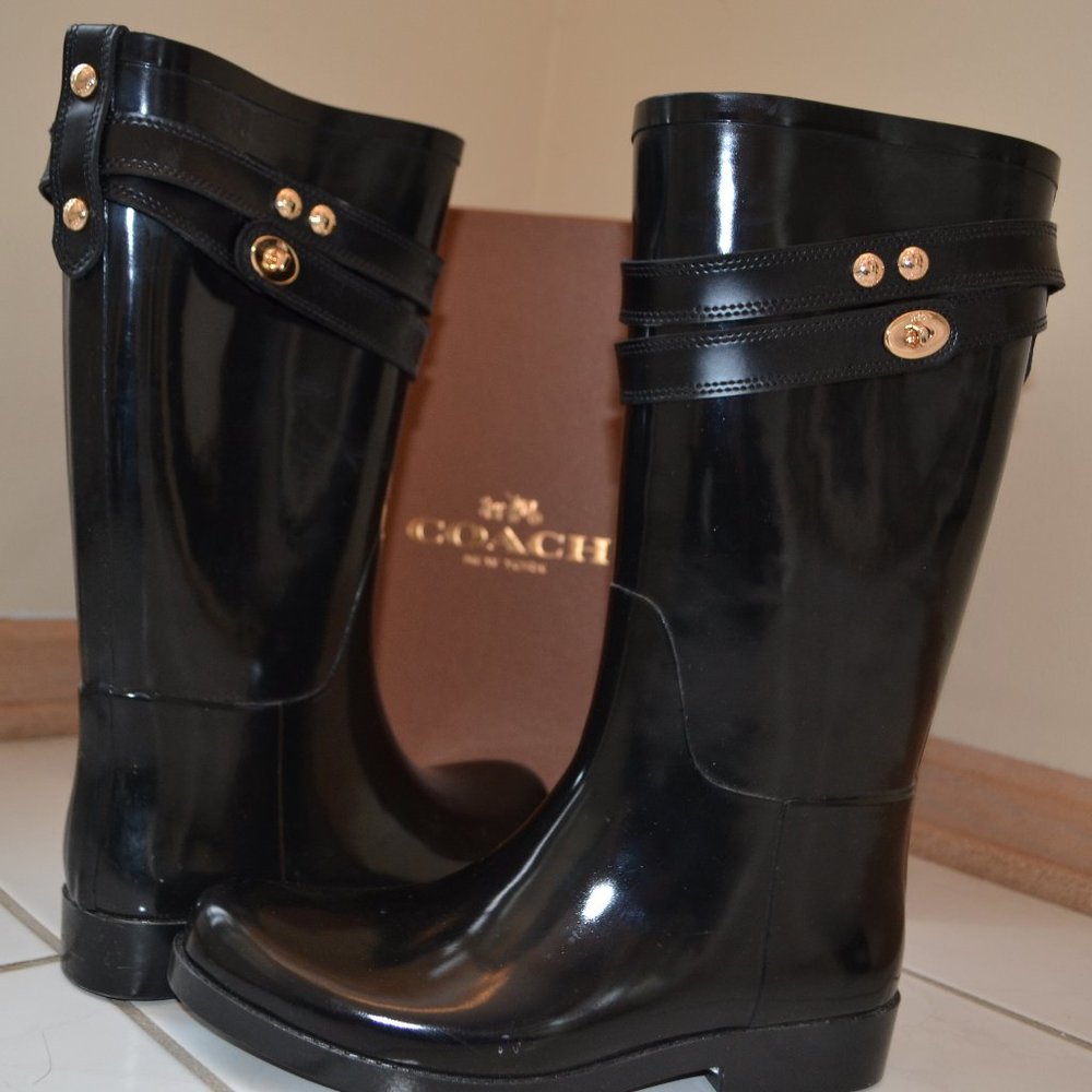 COACH TALIA BLACK TALL GOLD TURN LOCK LOGO RUBBER RAIN BOOTS